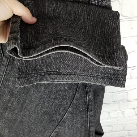 HOUSE OF DEREON | bootcut black wash jeans - Picture 7 of 10
